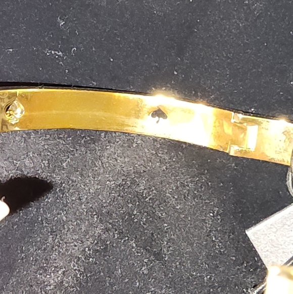 Kate Spade Gold studded hinged bangle bracelet "Spot The Spade" NWT! ♠️ - Picture 16 of 16